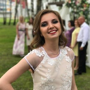 Meet your Posher, Maria